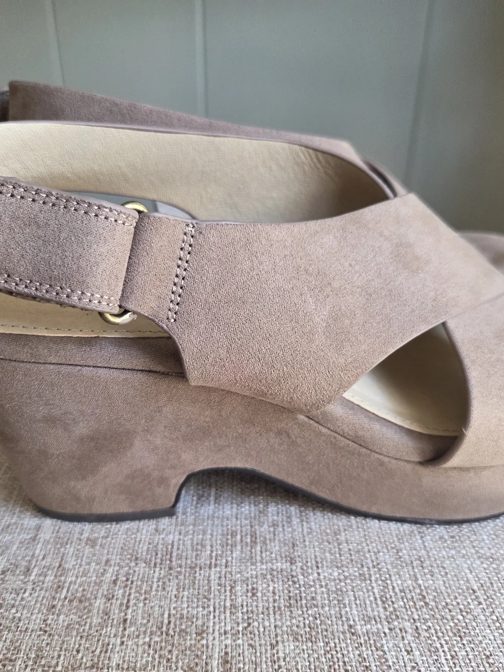 CL by Laundry Women's Taupe Suede Slingback Platform Heel
